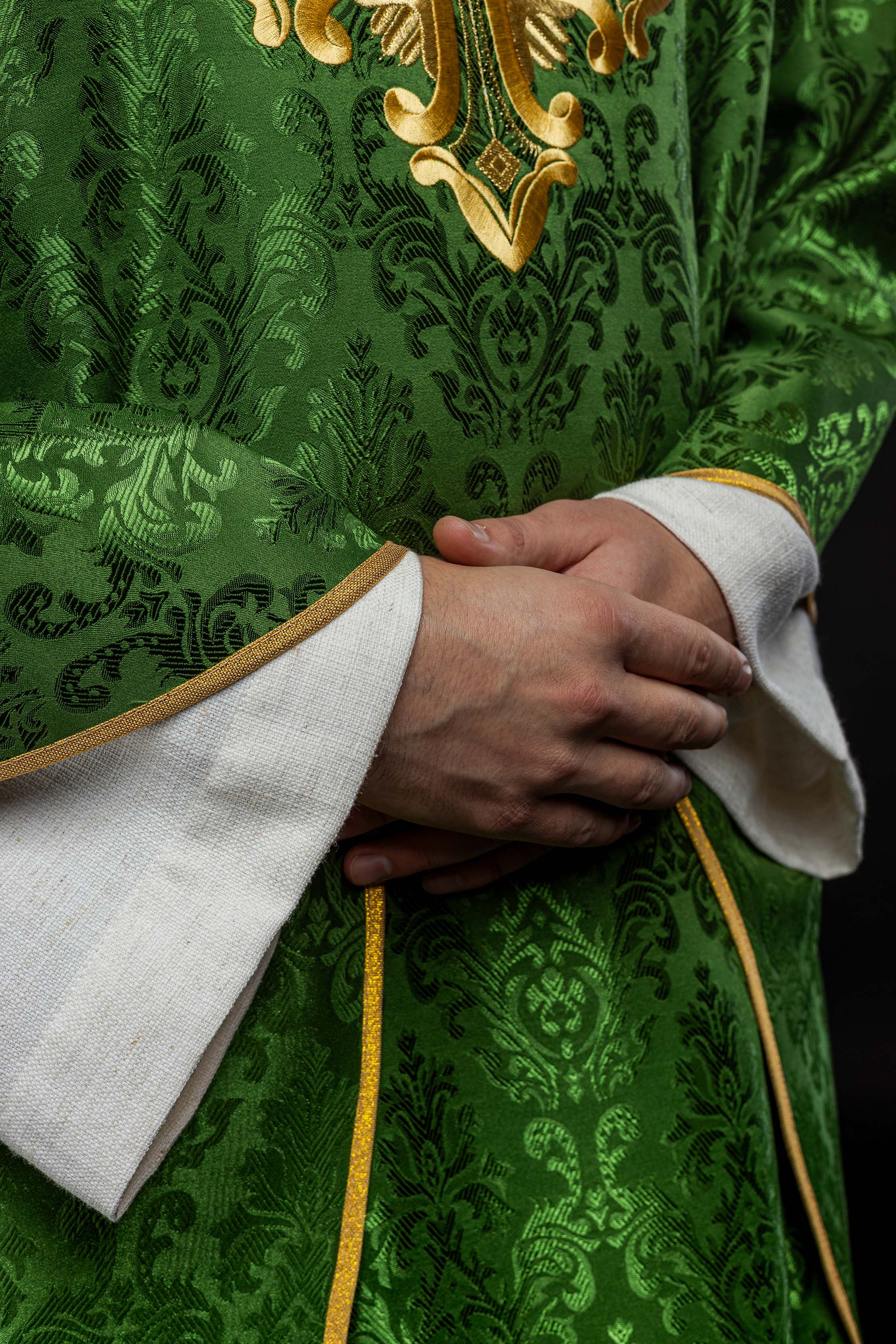 liturgical priest vestments - chasubles - stoles - copes - scapha.co