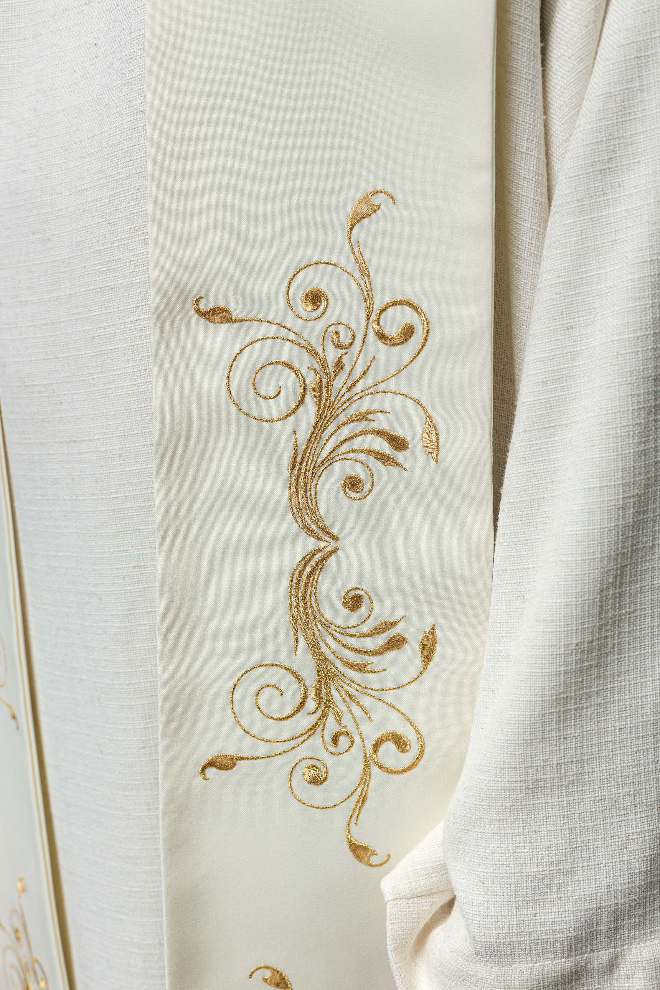 Embroidered Stole IHS Ecru