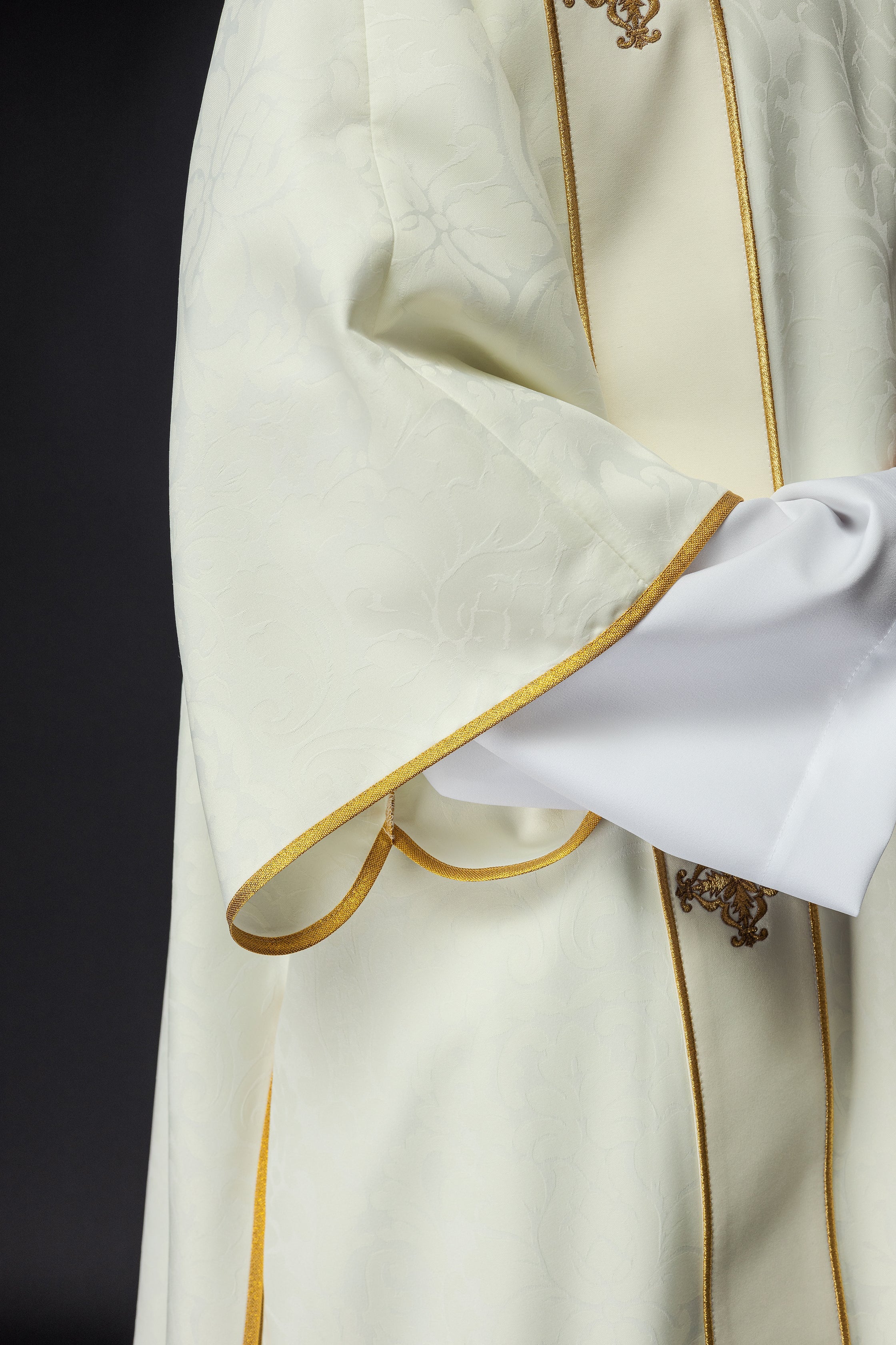 liturgical priest vestments - chasubles - stoles - copes - scapha.co