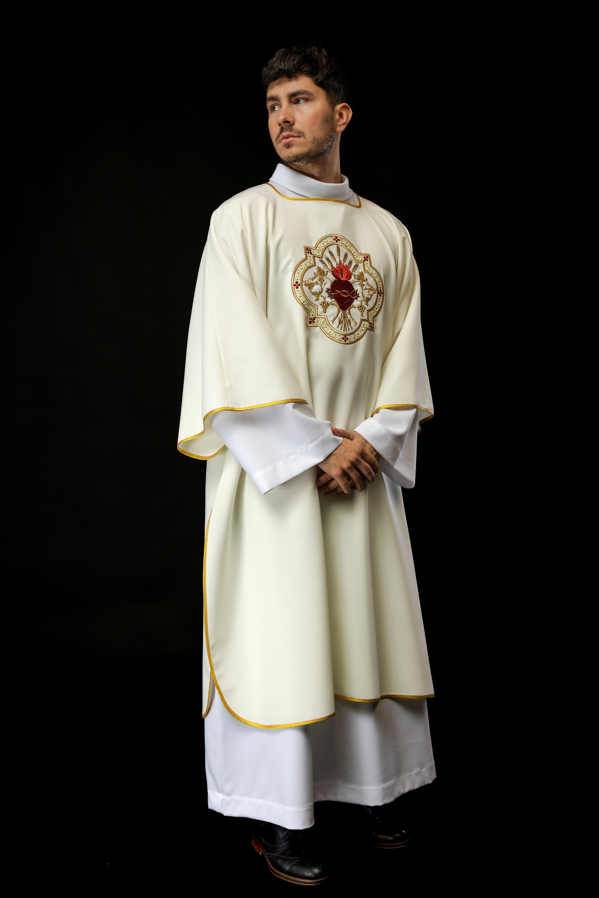 liturgical priest vestments - chasubles - stoles - copes - scapha.co