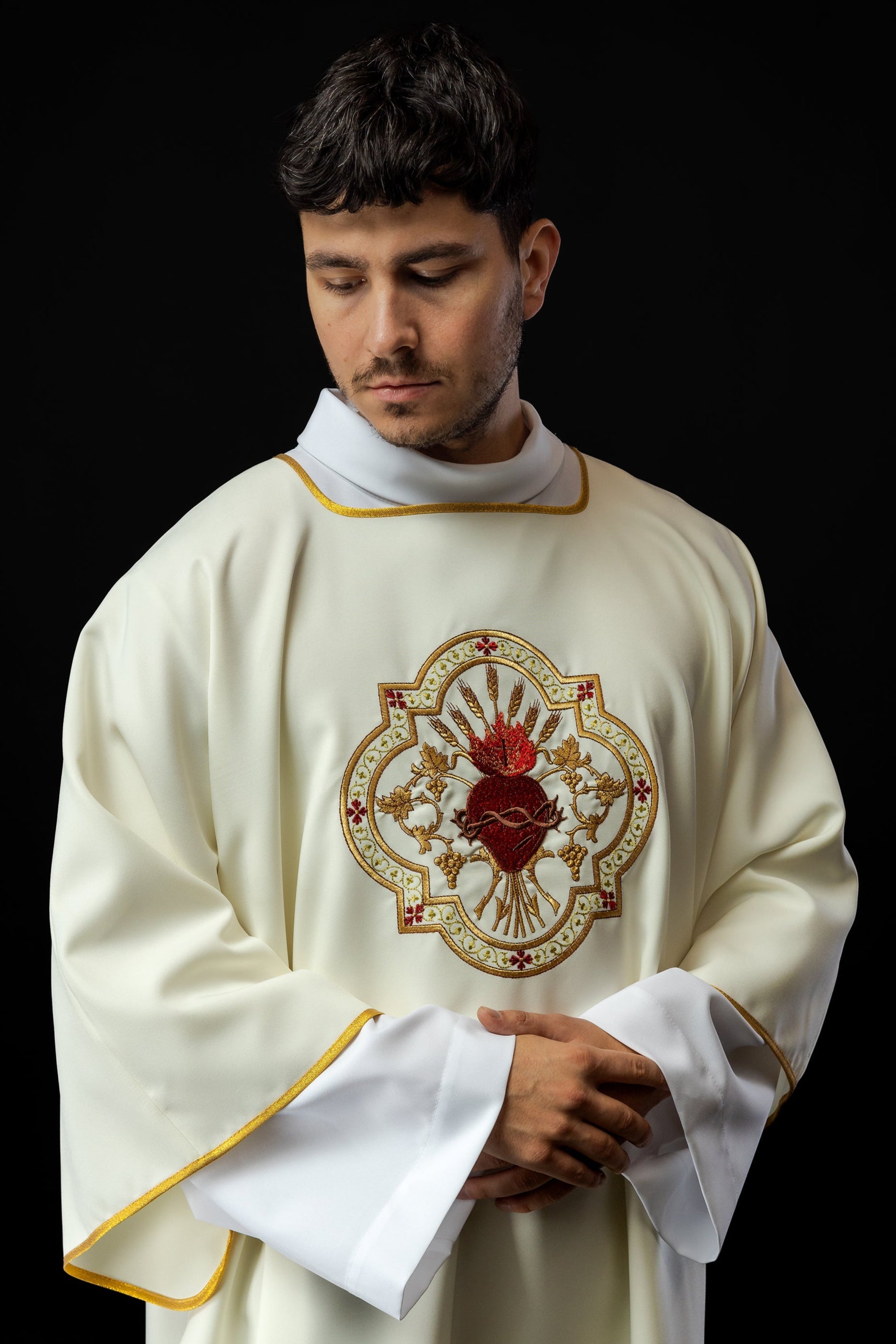 liturgical priest vestments - chasubles - stoles - copes - scapha.co
