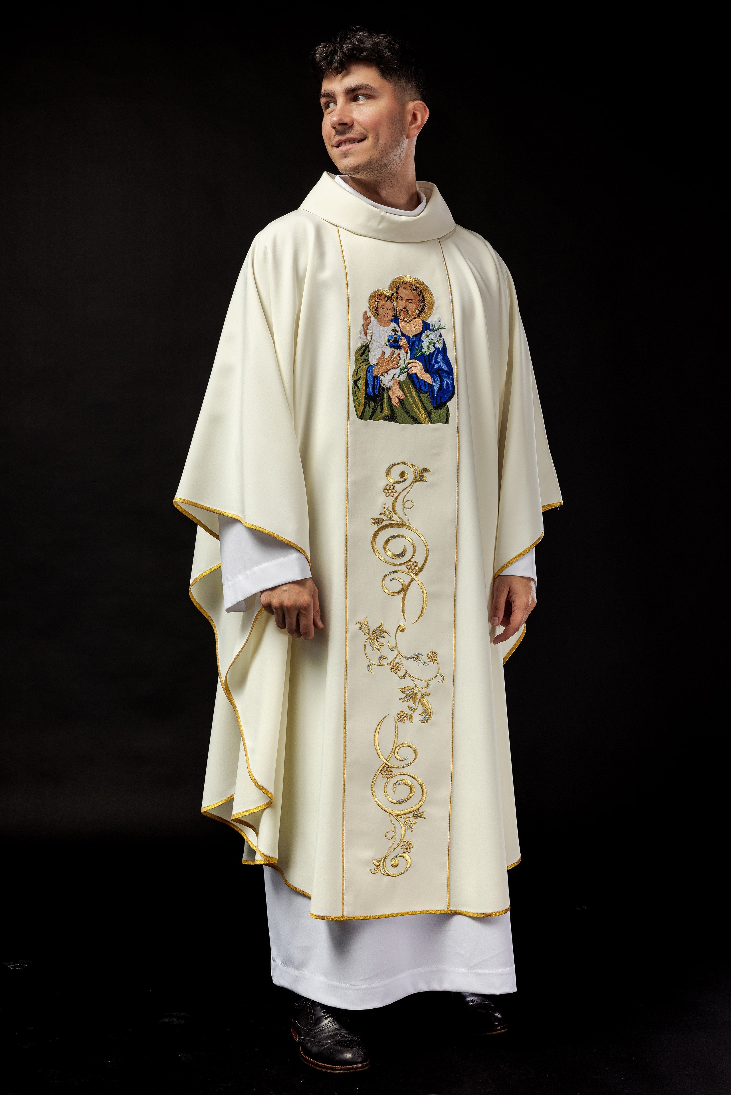 liturgical priest vestments - chasubles - stoles - copes - scapha.co