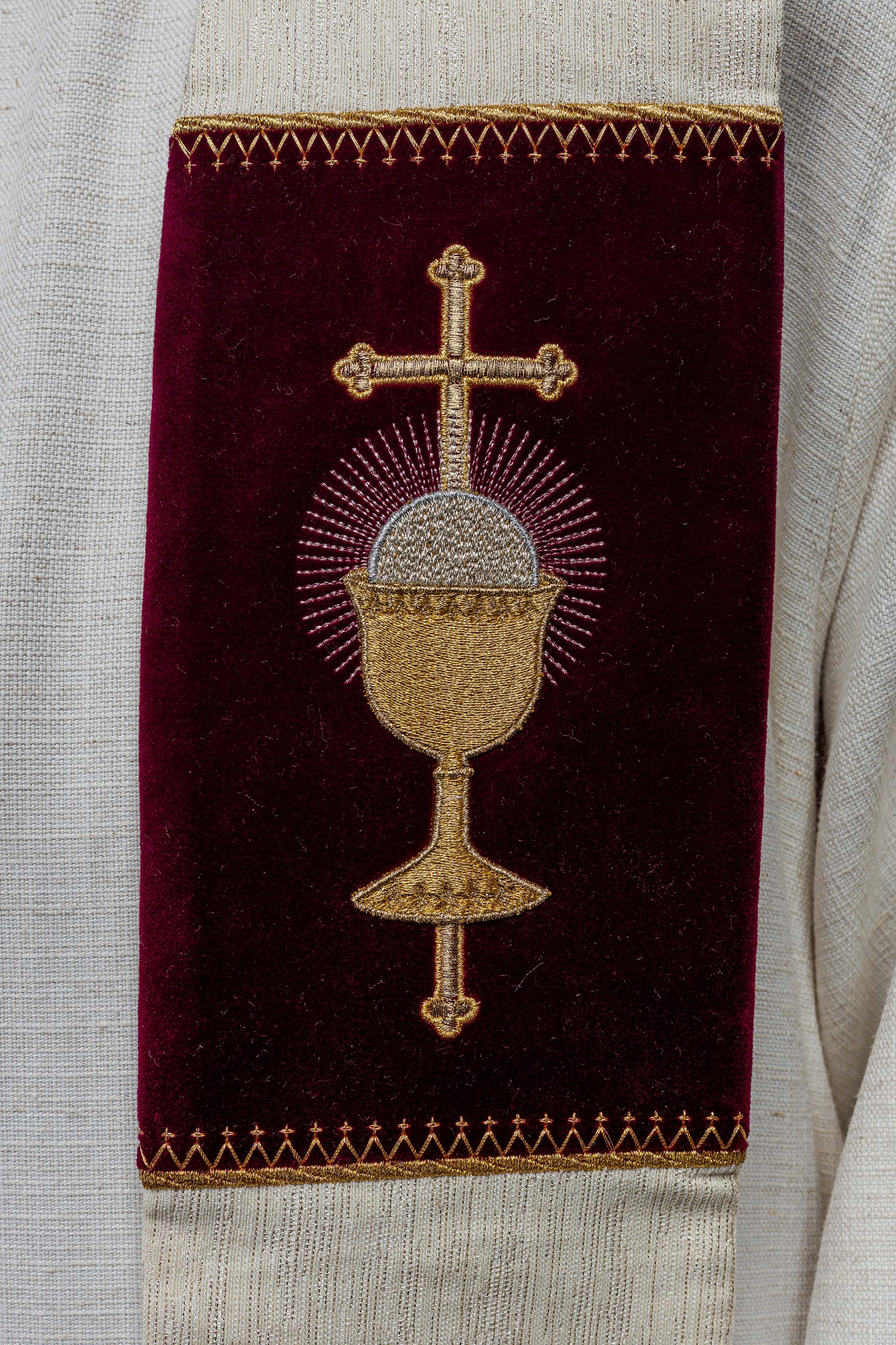 liturgical priest vestments - chasubles - stoles - copes - scapha.co