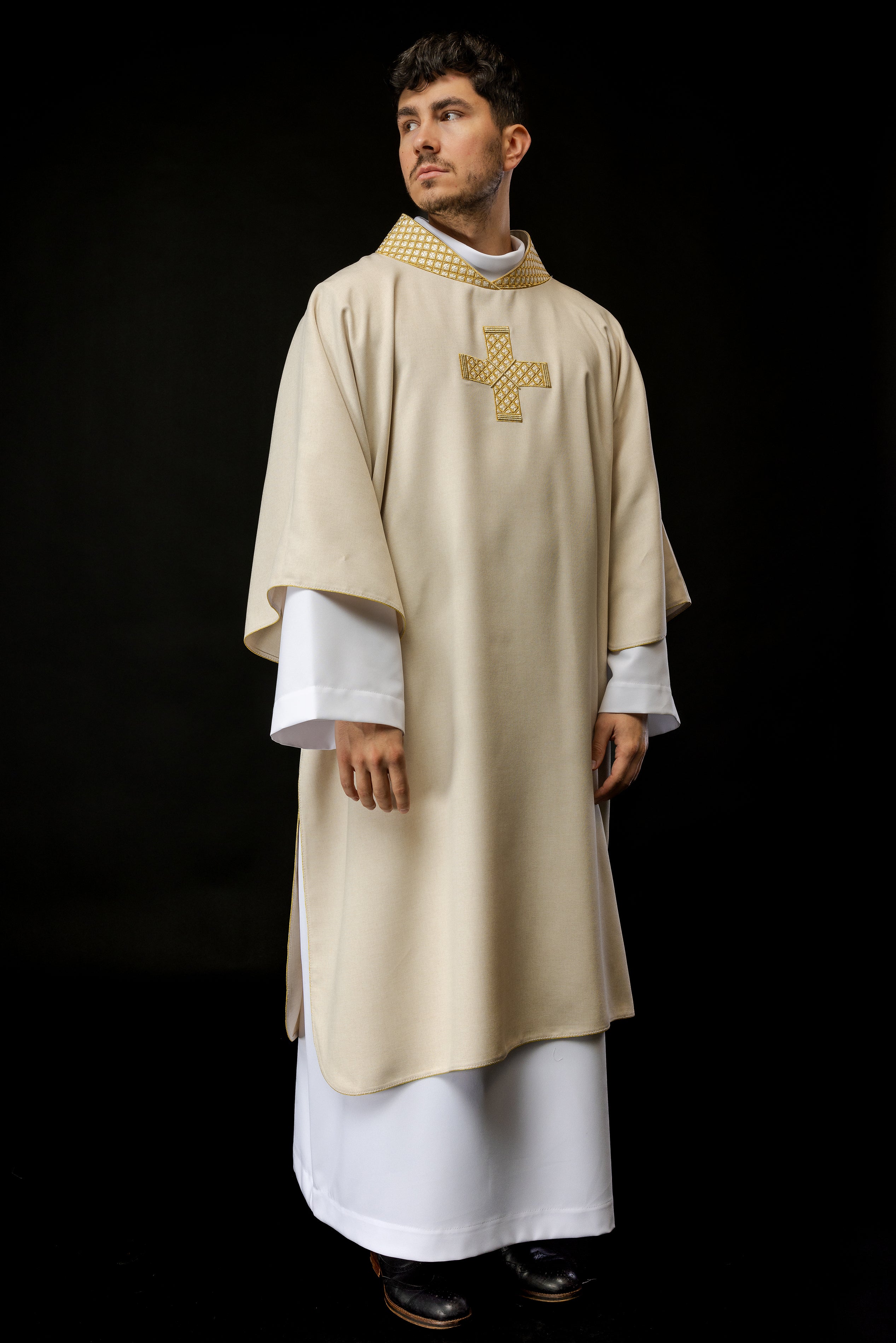 liturgical priest vestments - chasubles - stoles - copes - scapha.co