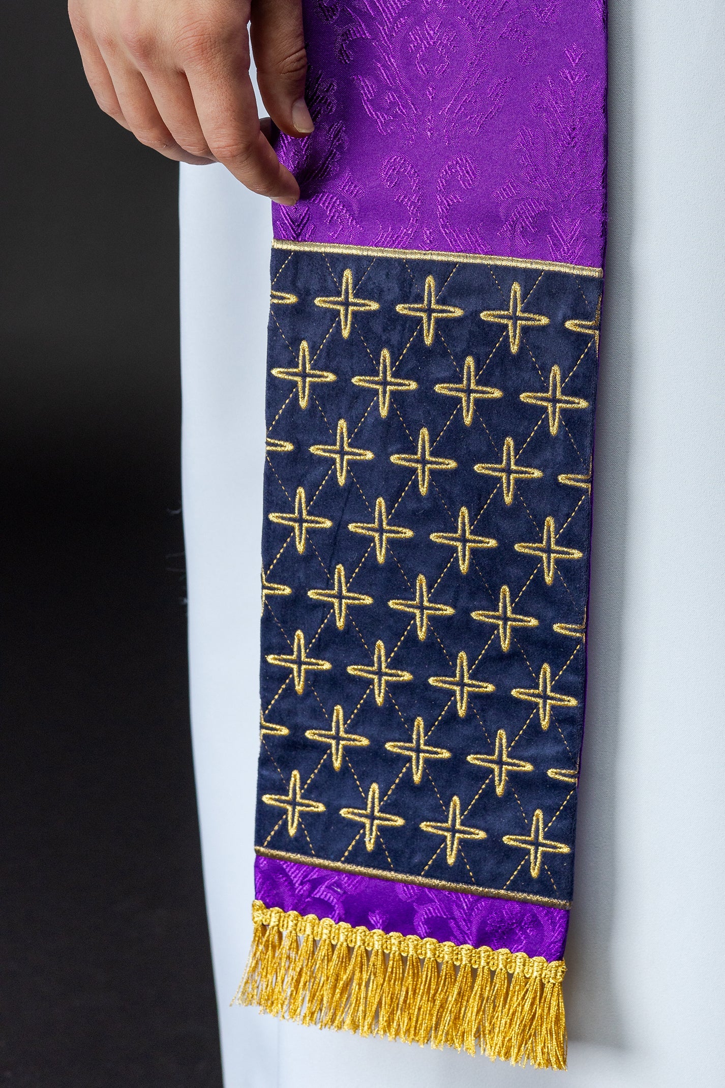 liturgical priest vestments - chasubles - stoles - copes - scapha.co