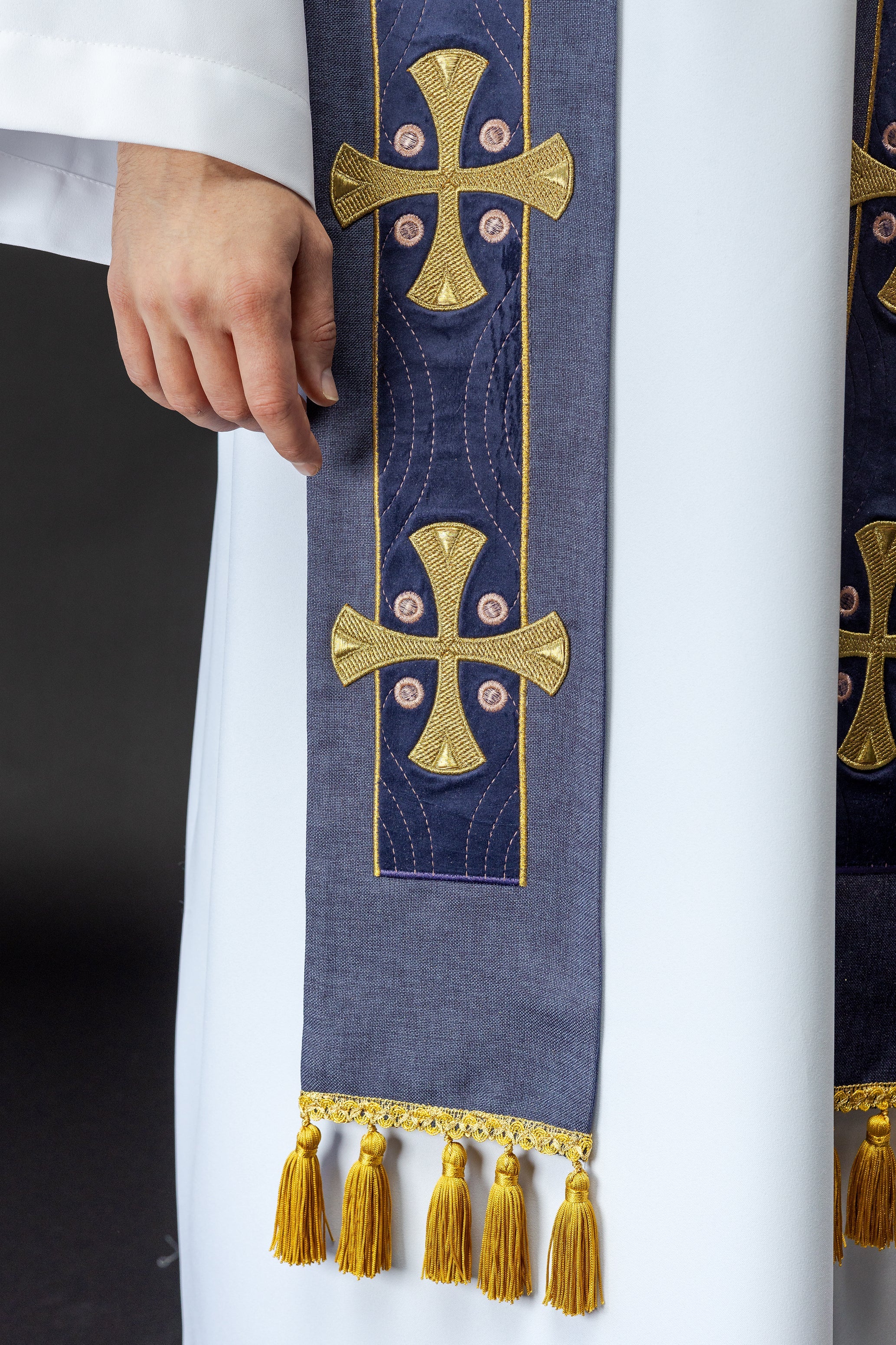 liturgical priest vestments - chasubles - stoles - copes - scapha.co